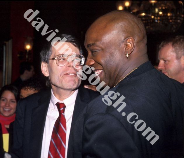 Steven King and Michael Clarke Duncan 1999, NY.jpg